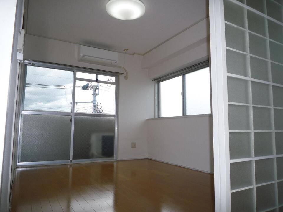 居室・リビング　洋室