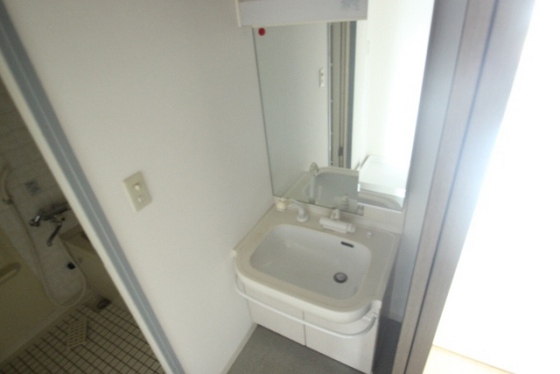洗面設備　※別部屋の写真です