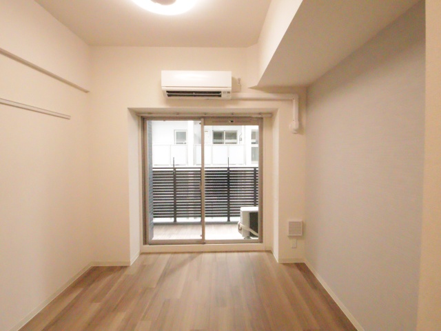 居室・リビング　※別室の参考写真の為、現況優先です。