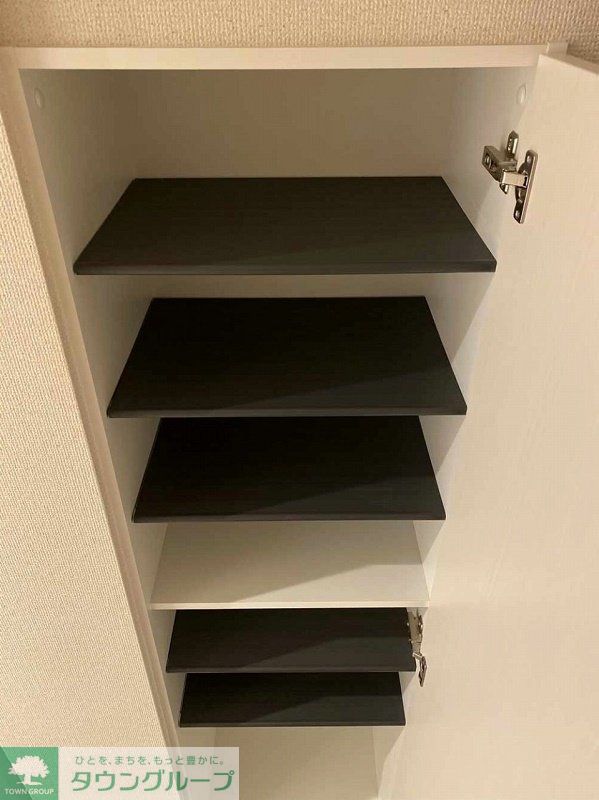 玄関　シューズボックス