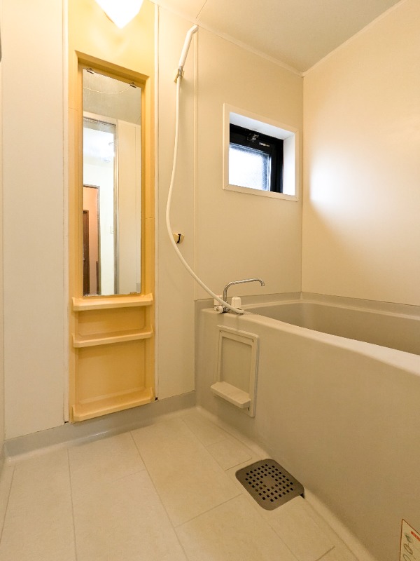 バス・シャワールーム　図面と現状に相違がある場合には現状を優先