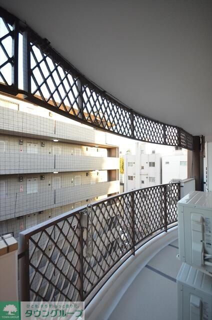 バルコニー　内見の予約先はタウンハウジング新中野店になります★★