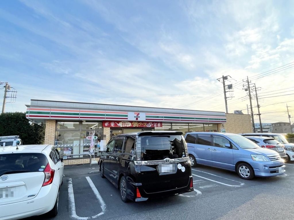 コンビニ　セブンイレブン東所沢駅前店（コンビニ）まで670m