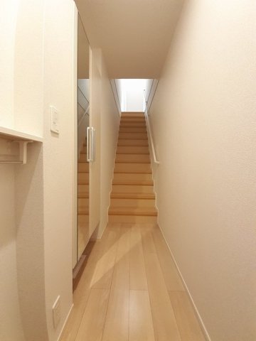 玄関　収納もある玄関です