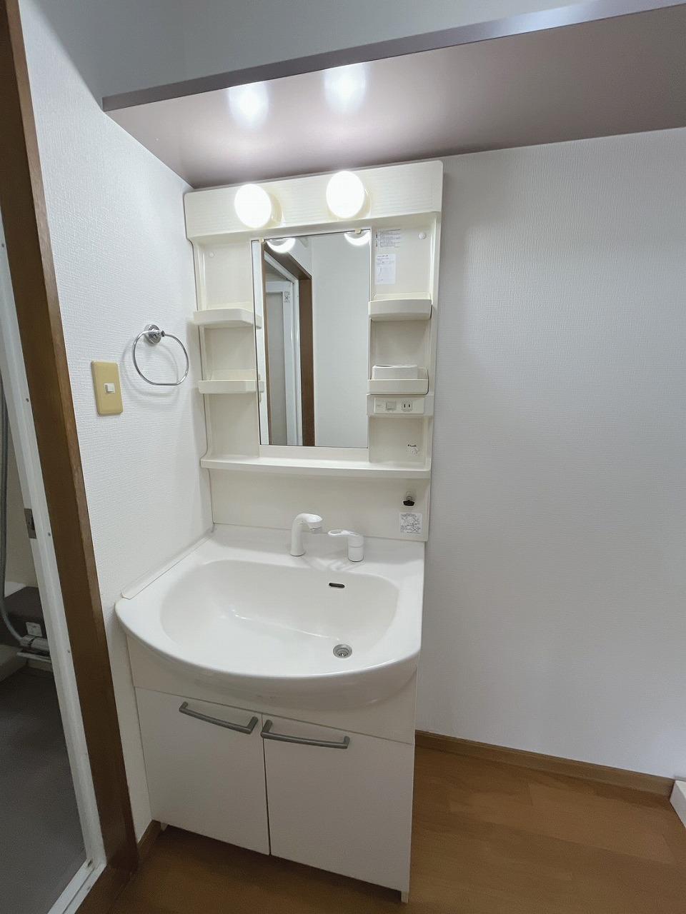 洗面設備　シャンプードレッサー