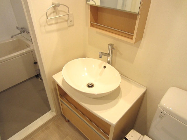 洗面設備　オシャレな洗面台