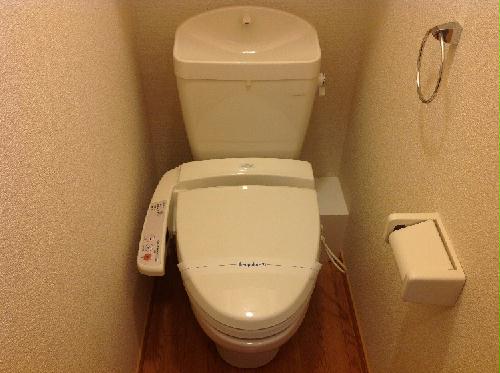 トイレ　ウォシュレット付です！