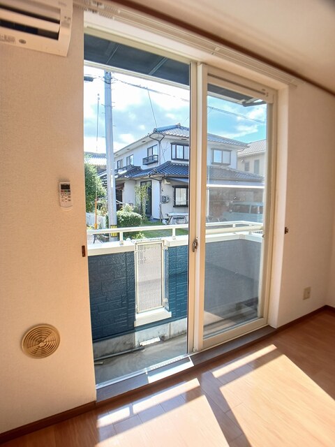 バルコニー　バルコニー