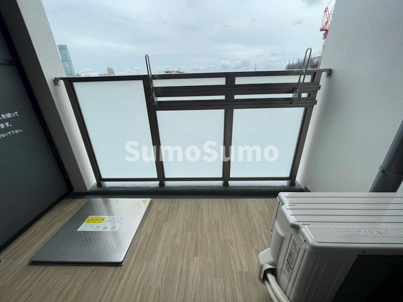 バルコニー　お洗濯にも便利なバルコニー付き