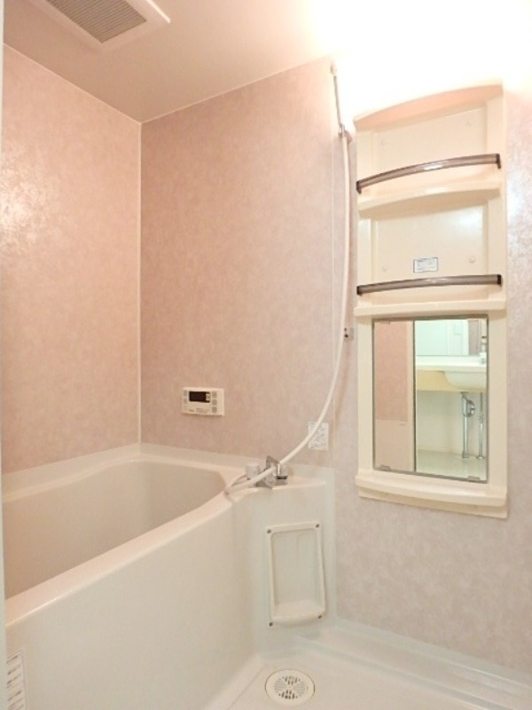 バス・シャワールーム　図面と現状に相違がある場合には現状を優先