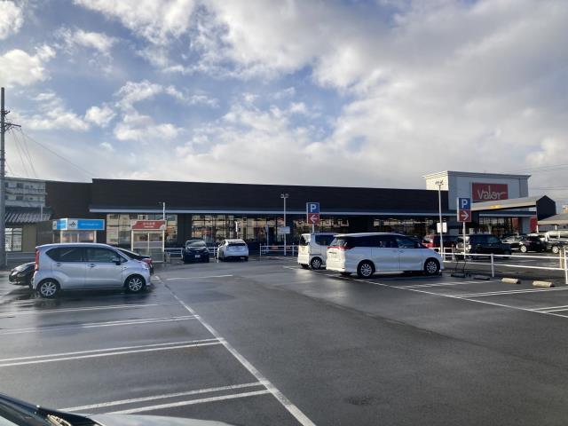 スーパー　バロー穂積店（スーパー）まで1075m