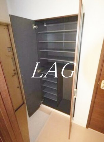 玄関　玄関です。