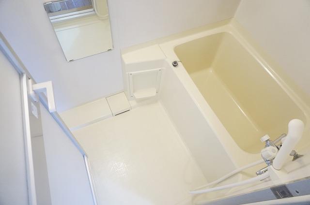 バス・シャワールーム　浴室