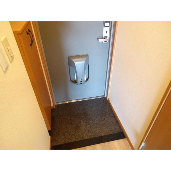 玄関　室内参考写真