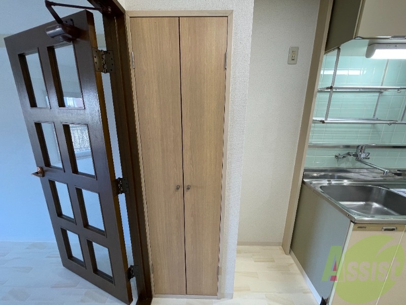 収納　収納スペースです。お洋服やお荷物はこちらへ。