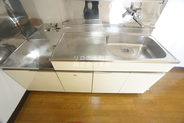 キッチン　自炊派には便利なガスコンロ設置可能キッチンです♪