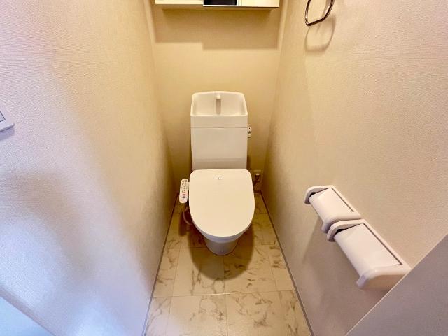 トイレ　シャワー付トイレ