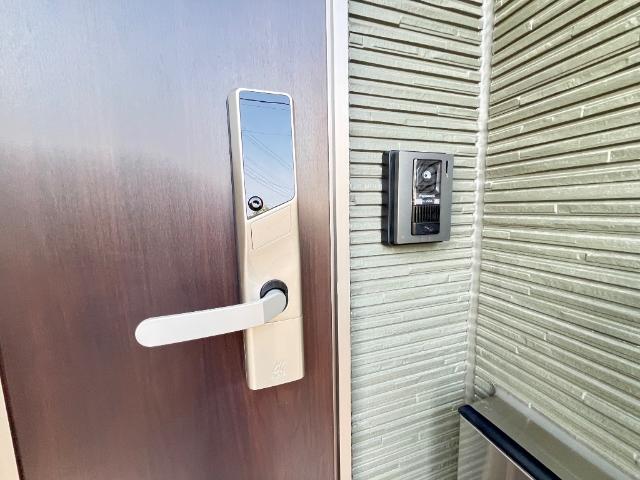 玄関　電子キー