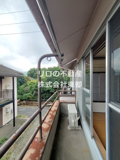 バルコニー　※写真は反転タイプ。仕様・設備は現況優先です※