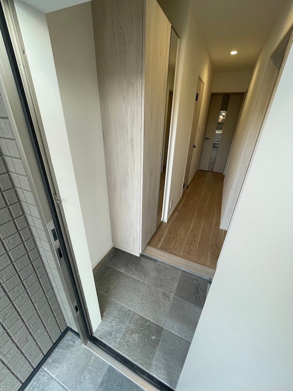 玄関　同タイプ別部屋