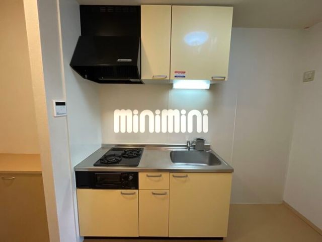 キッチン　洋間