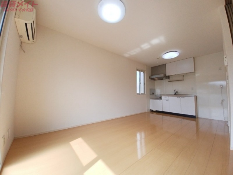 居室・リビング　同タイプの部屋写真です