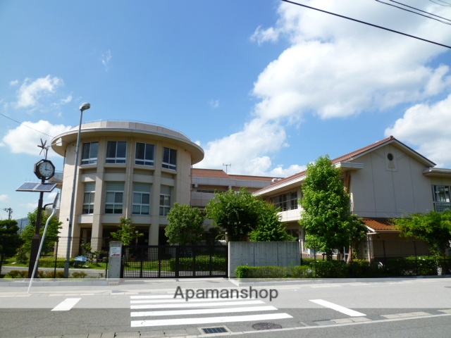 小学校　三ツ城小学校（小学校）まで900m