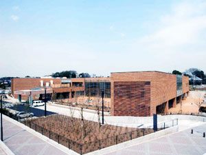 図書館　さいたま市立片柳図書館（図書館）まで1126m