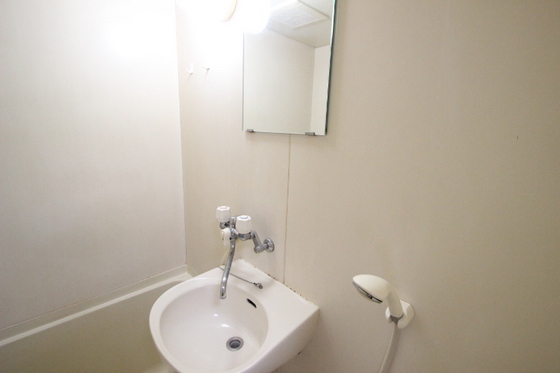 洗面設備　※別部屋の写真です
