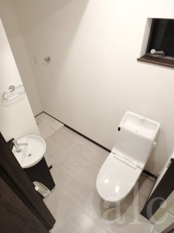 トイレ　コンパクトで使いやすいトイレです