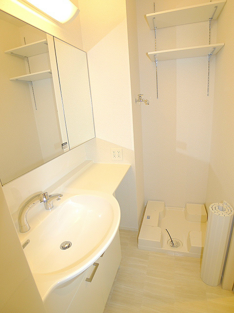 洗面設備　洗髪洗面化粧台