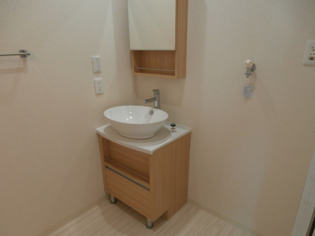 洗面設備　同仕様