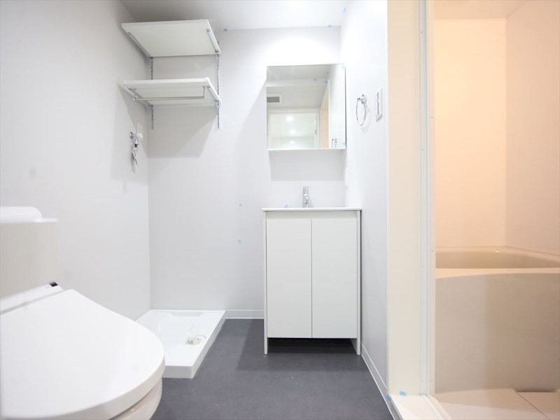 洗面設備　脱衣所　独立洗面台（シャンプードレッサー付）　イメージ写真