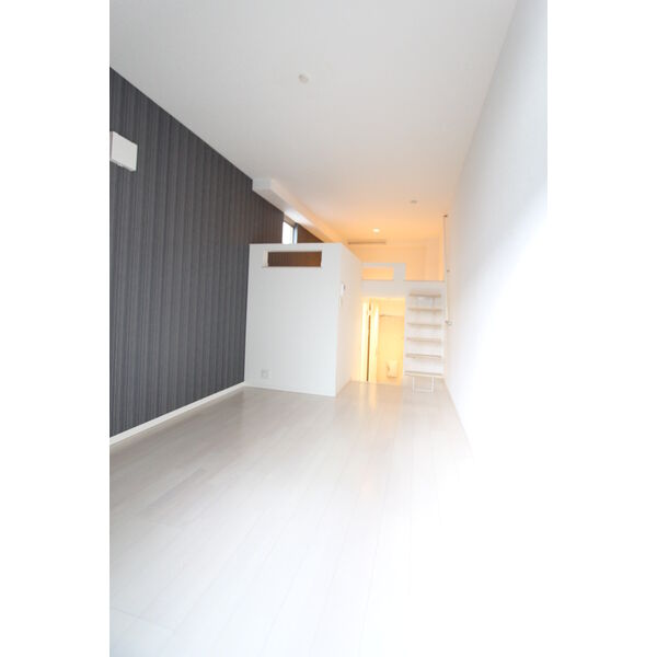 居室・リビング　※同シリーズの室内写真となります。