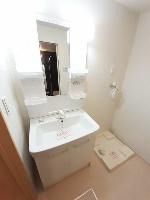 洗面設備　洗面化粧台