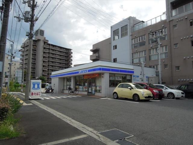 コンビニ　ローソン（コンビニ）まで1067m