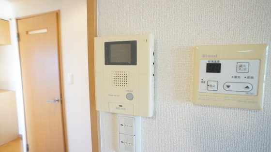 セキュリティ　モニター付インターホン