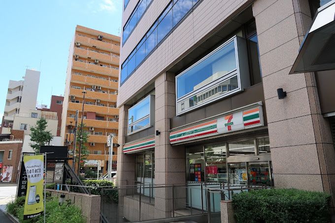 コンビニ　セブンイレブン 外神田2丁目妻恋坂店（コンビニ）まで100m