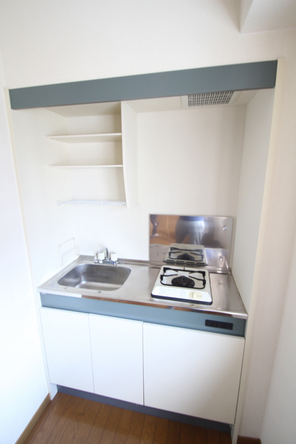 キッチン　※別室の参考写真です。