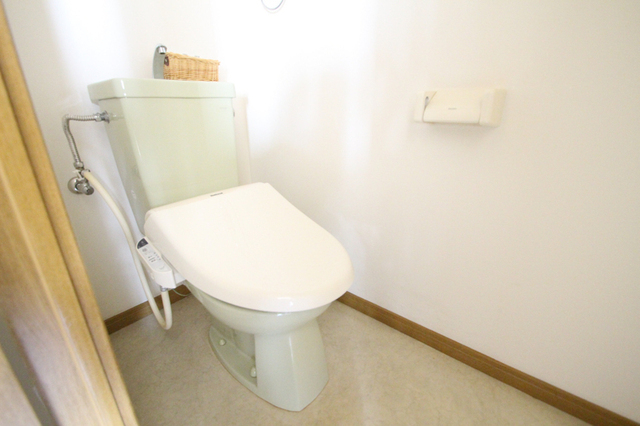 トイレ　※別室の参考写真です。