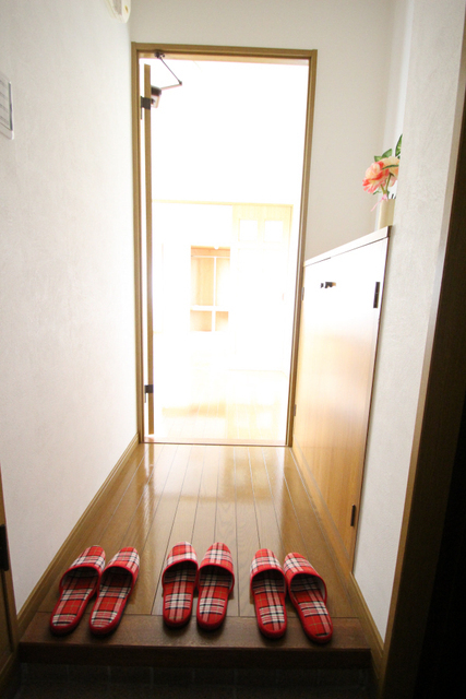 玄関　※別室の参考写真です。