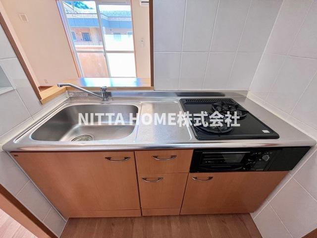 キッチン　ガスコンロ＆グリル付き(^^♪