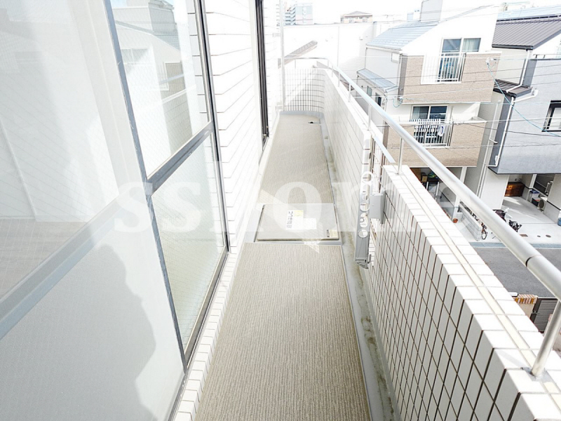 バルコニー　陽当り良好