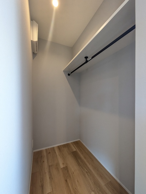 収納　ウォークインクローゼット