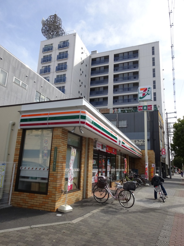 コンビニ　セブンイレブン 大阪三軒家東5丁目店（コンビニ）まで174m