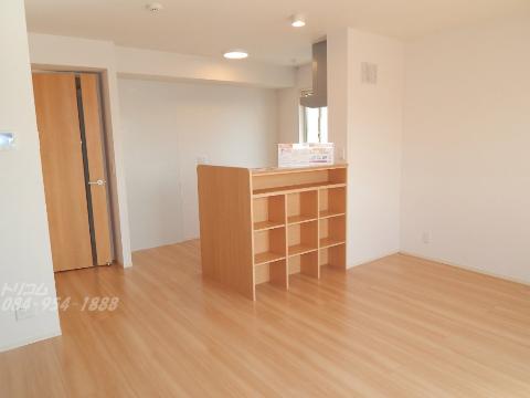 居室・リビング　対面キッチン仕様のLDK