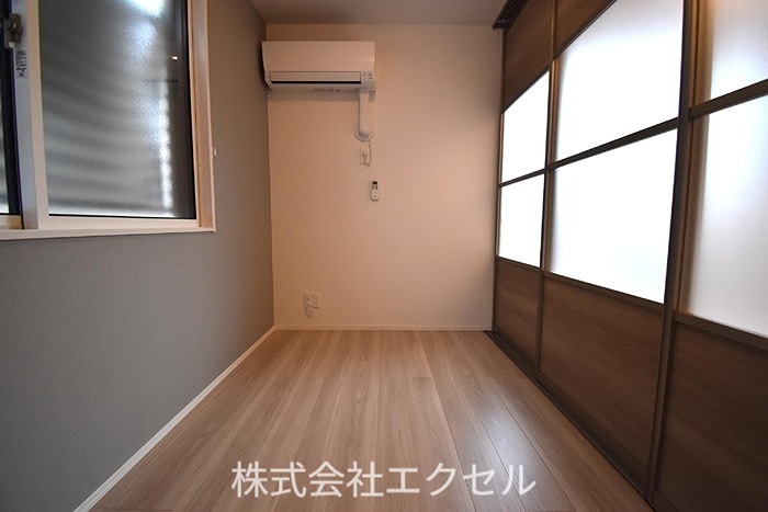 その他部屋・スペース　フローリングの室内です。