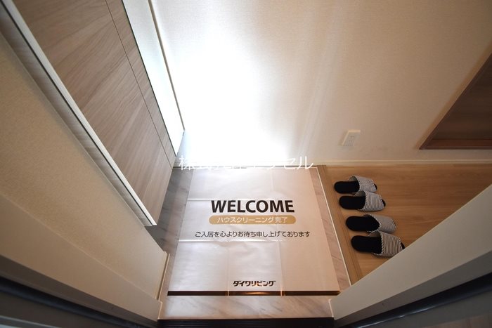 玄関　シューズボックス完備です。