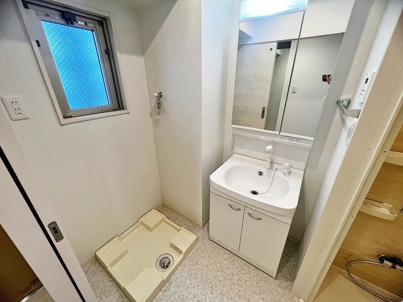 洗面設備　★洗髪洗面化粧台＆室内洗濯機置場★