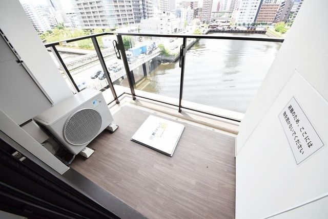 バルコニー　バルコニー